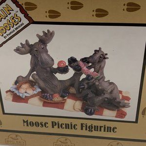 Big Sky Carvers Mountain Moose by Phyllis Driscoll "Moose Picnic" 2005 New Box